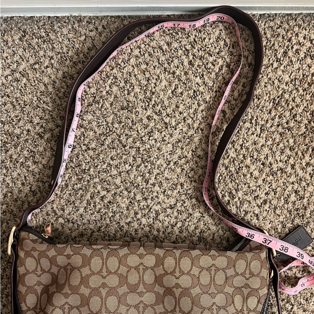 Coach - Signature Jacquard Dufflette - Khaki/Brown/Light Gold - Picture 12 of 15